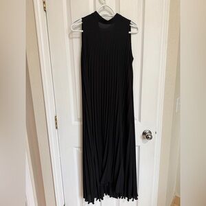Elegant Black Pleated Dress